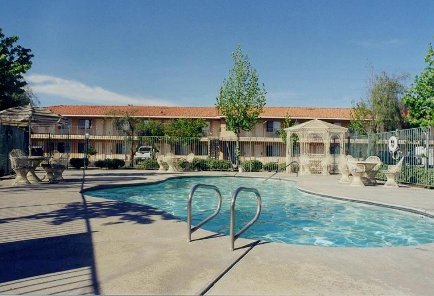 Atwater Applegate Inn מראה חיצוני תמונה