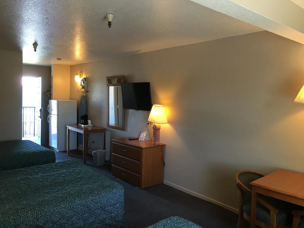 Atwater Applegate Inn מראה חיצוני תמונה