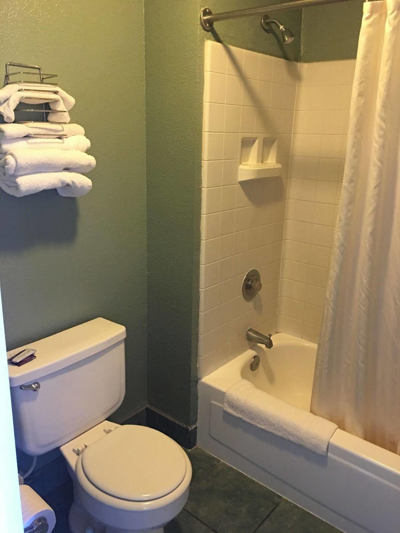 Atwater Applegate Inn מראה חיצוני תמונה